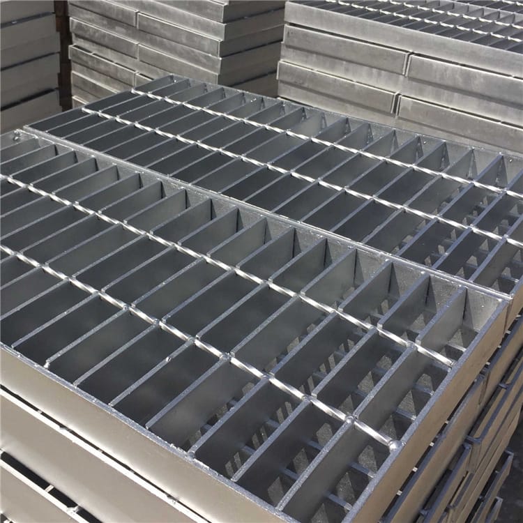 东美钢格板生产厂生产的不锈钢格栅板详细介绍