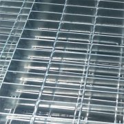 东美钢格板生产厂生产的镀锌钢格板详细介绍